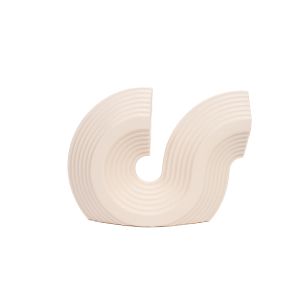 G25-26a Ceramic Figure A Cream