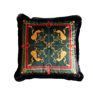 EY232 Black Mika Velvet Декоративна възглавница